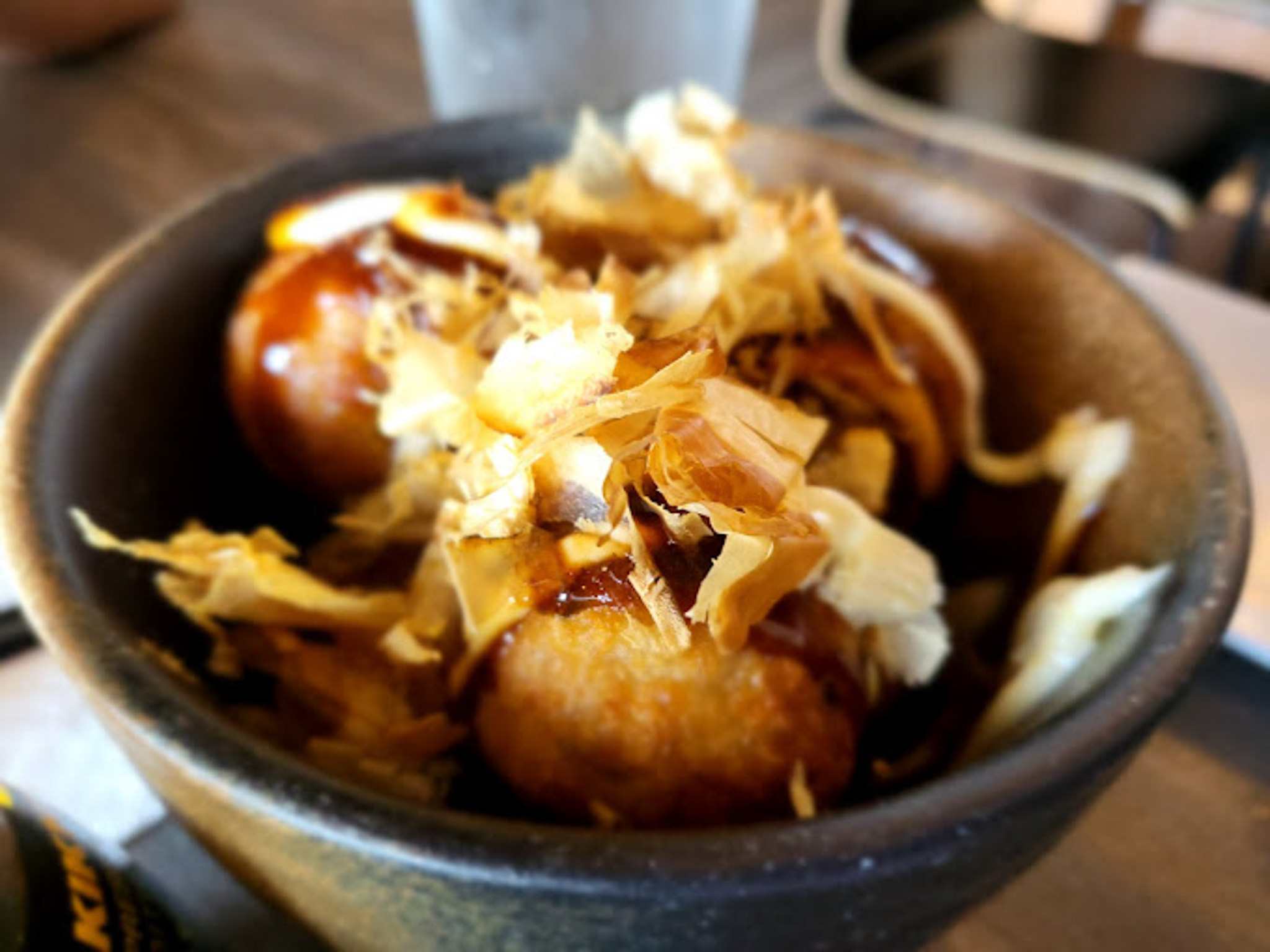 Tamashi-Ramen-and-Sushi_Galleria-Uptown-Location-01