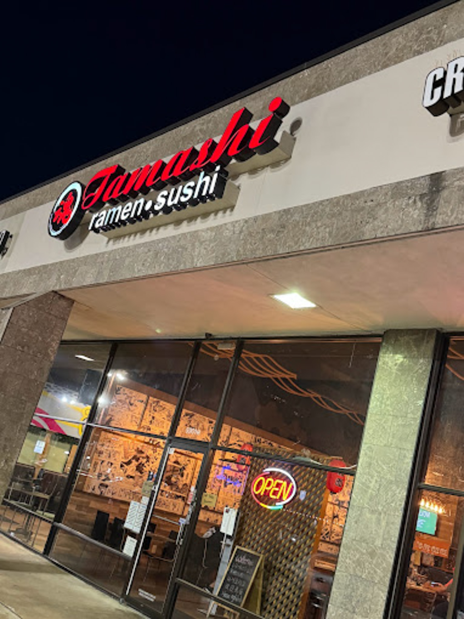 Tamashi-Ramen-and-Sushi_Galleria-Uptown-Location-05