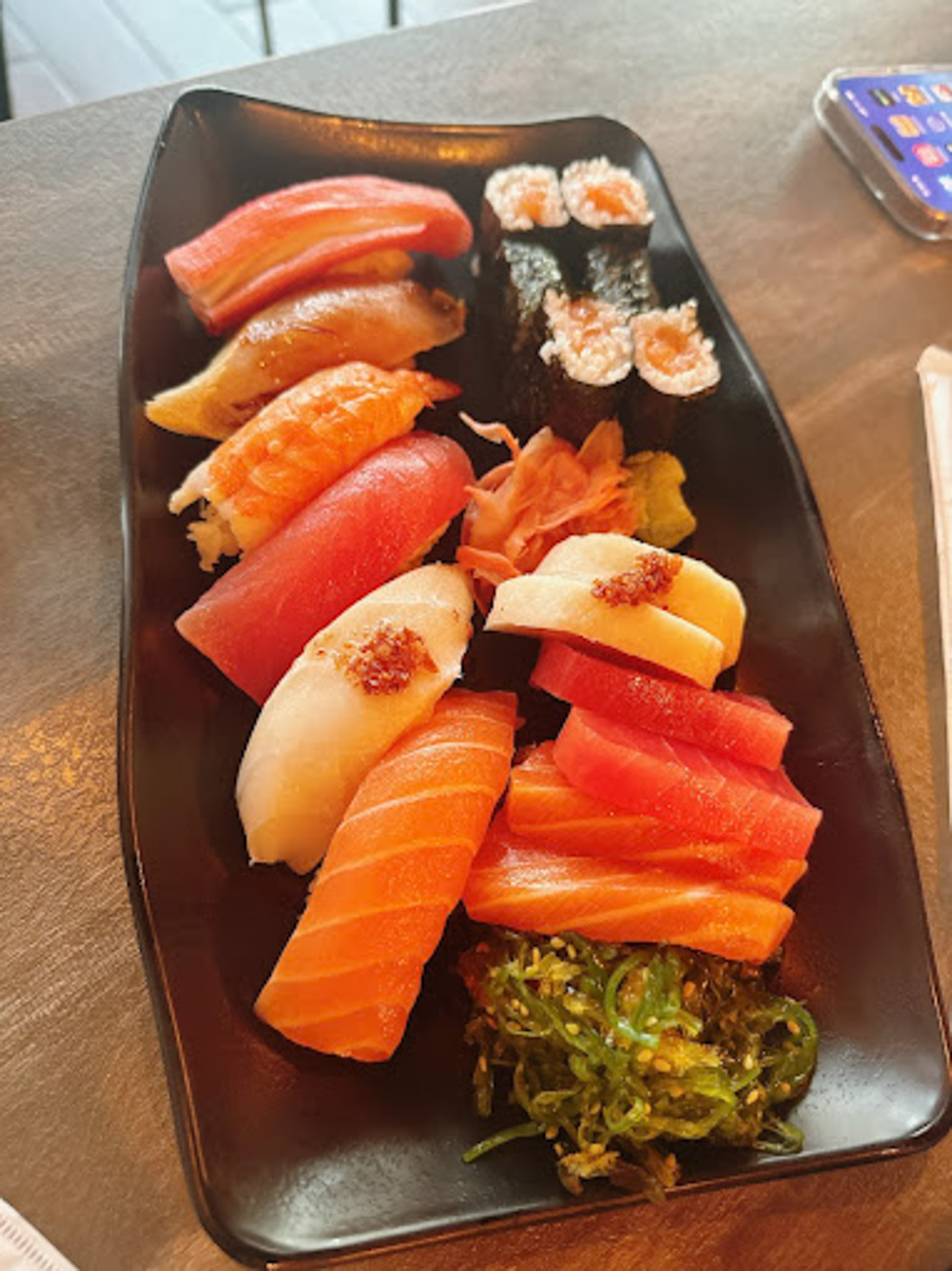 Tamashi-Ramen-and-Sushi_Galleria-Uptown-Location-06