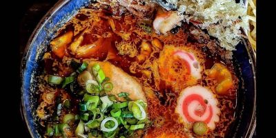 ramen bowl filled with curry tsukemen